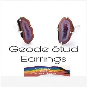 GEODE STUD EARRINGS
By ⚫️RGY •f ⚫️r🔺cles✨